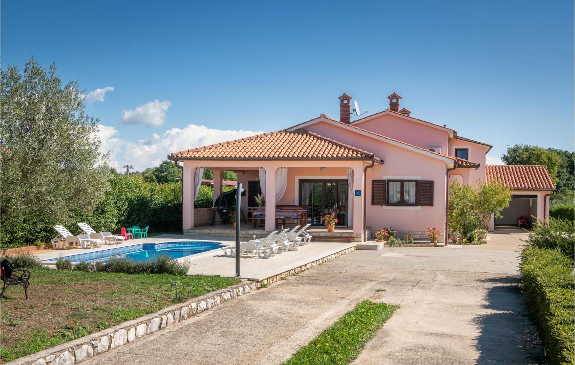 Lovely Home In Barban With Outdoor Swimming Pool Bagian luar foto
